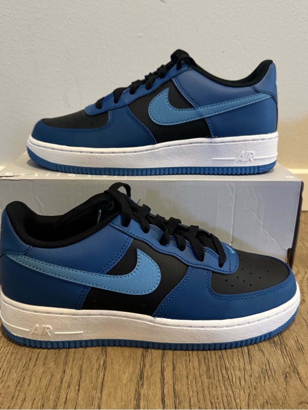 Nike Air Force 1 Blue Black White
